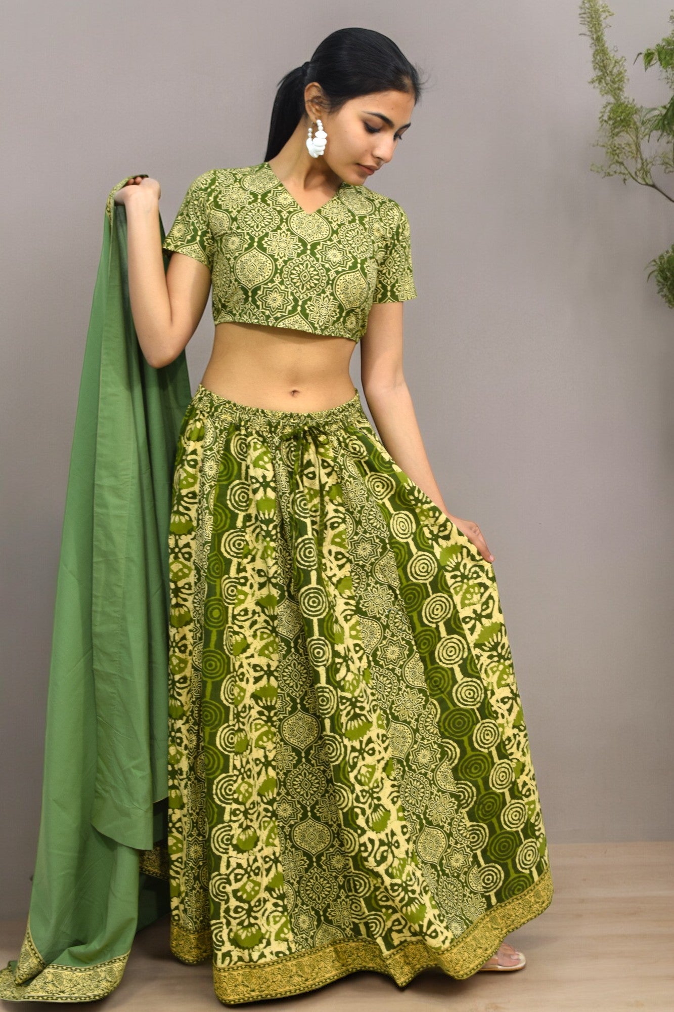 Mughal green half sleeves lehanga set