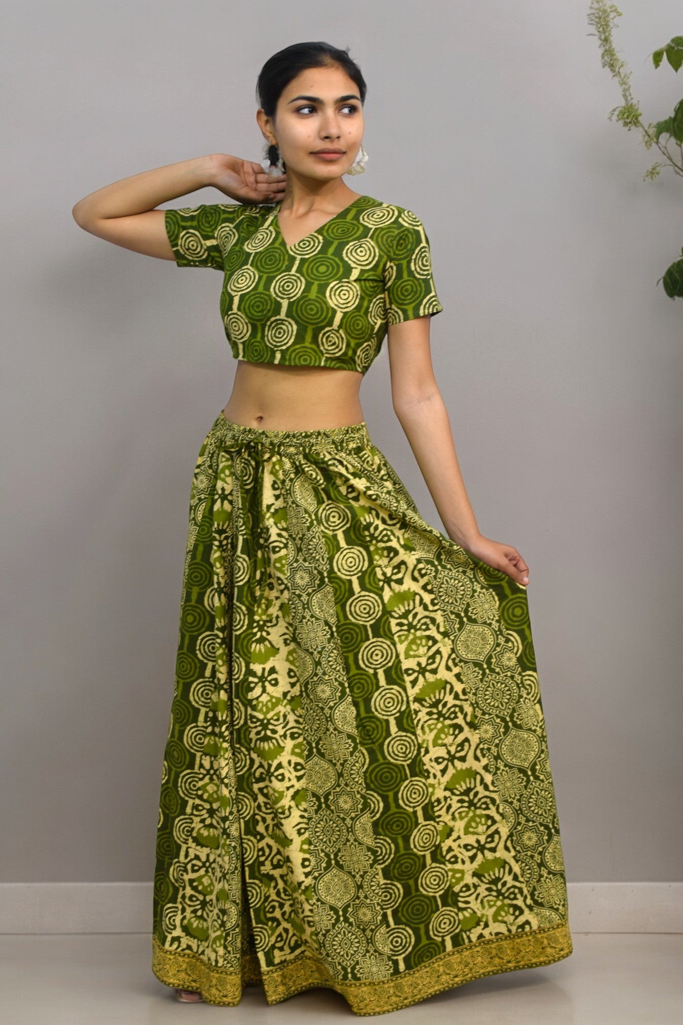 Circle green half sleeves lehanga set