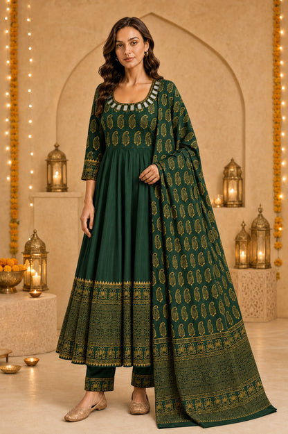 Women’s Paisley Printed Green Anarkali Kurta Set with Dupatta