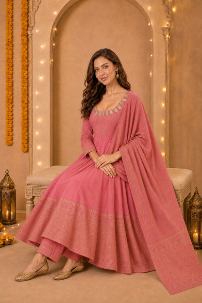 Women’s Paisley Printed Peach Anarkali Kurta Set with Dupatta