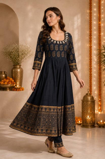 Women’s Paisley Printed Black Anarkali Kurta Set with Dupatta