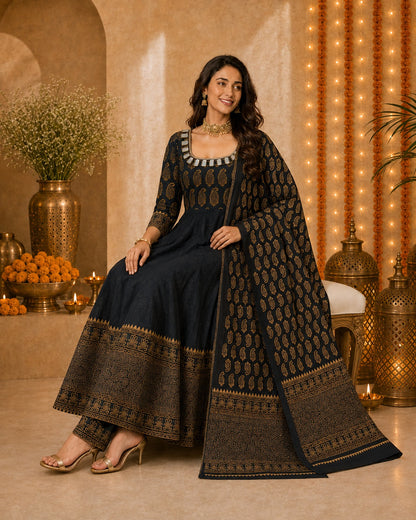 Women’s Paisley Printed Black Anarkali Kurta Set with Dupatta