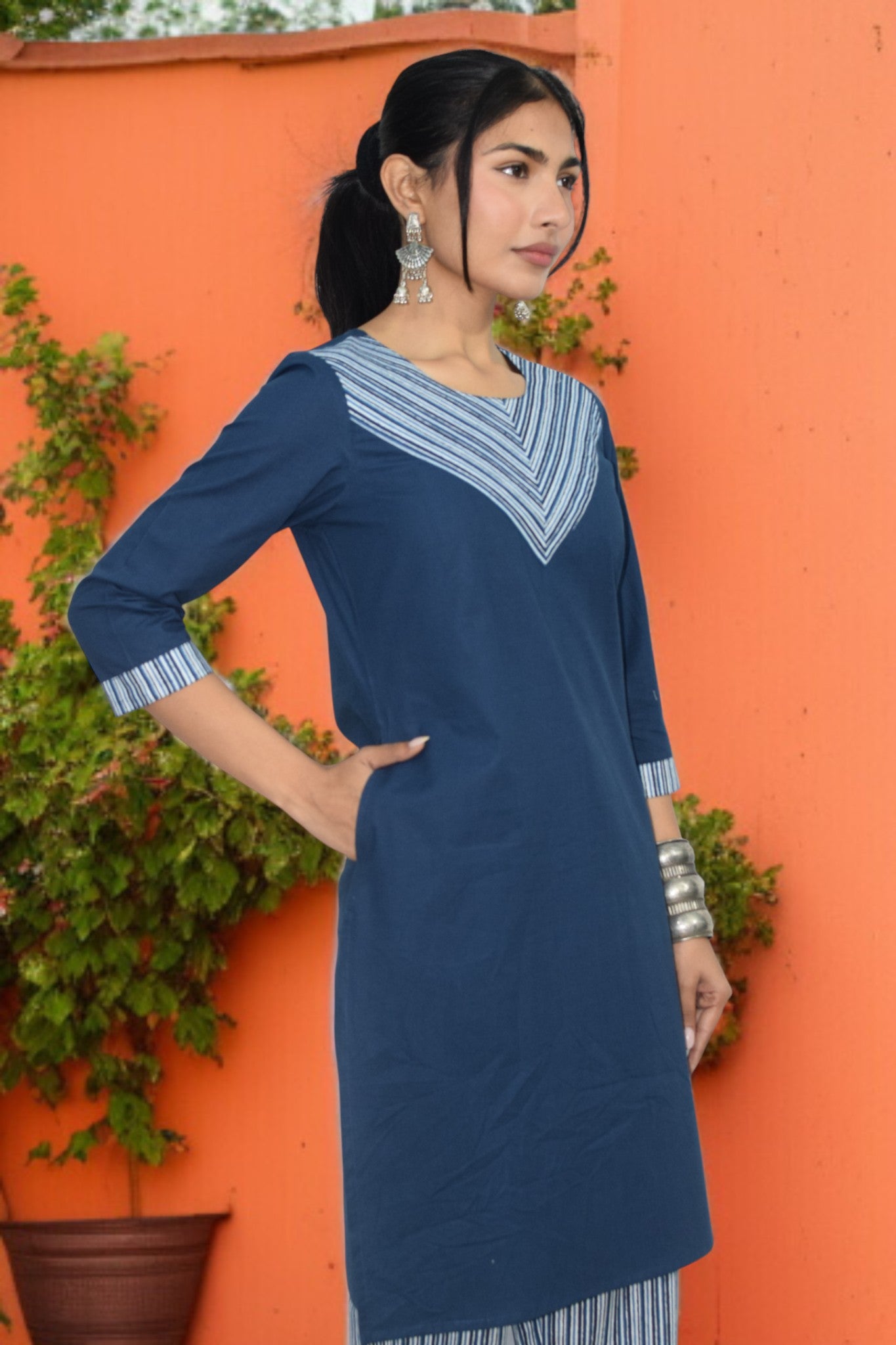 Neel Sutra Kurta Set