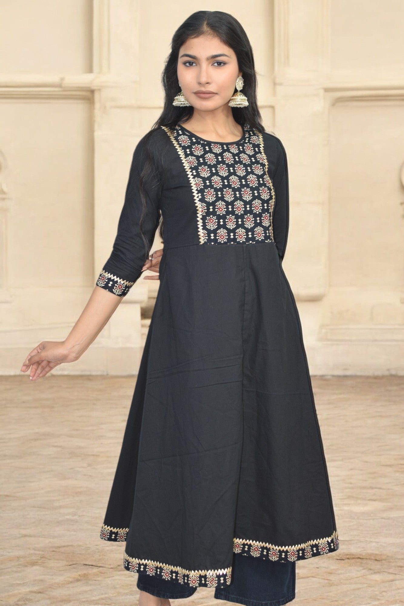 Black yolk anarkali kurti