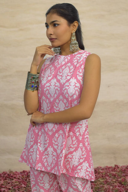 pink taj umbrella sleeveless coord set