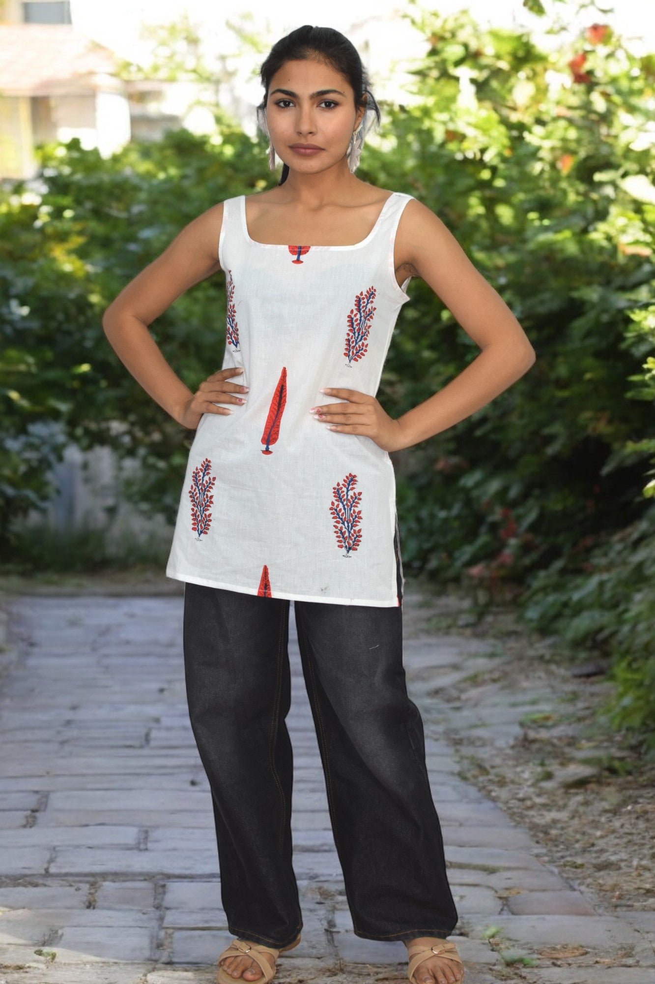 White Red Cotton Broad neck Kurti