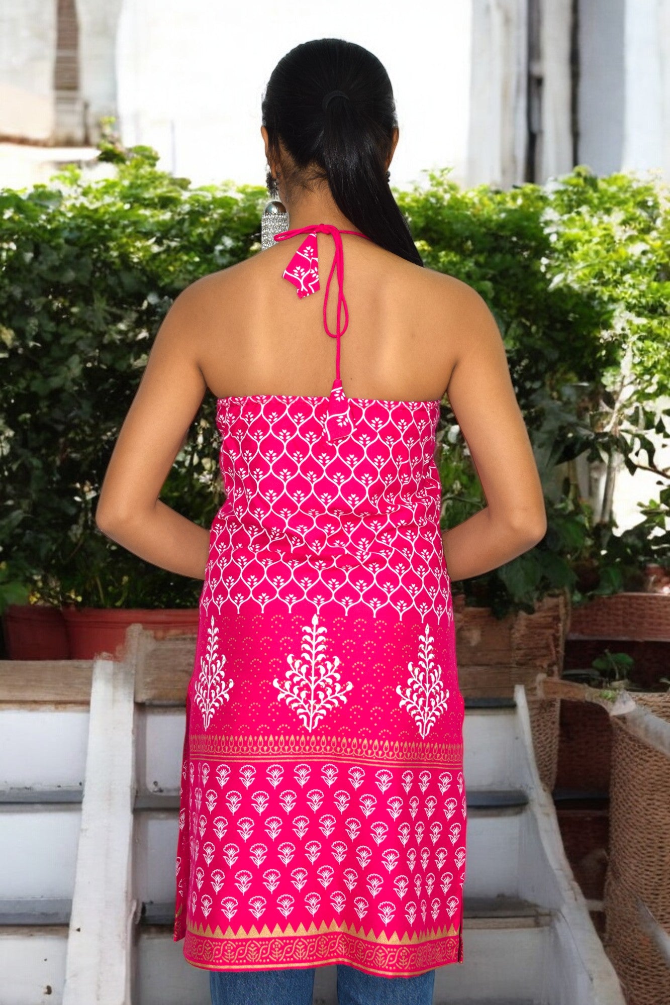 Gulaabi Gulzaar Halter neck Kurta