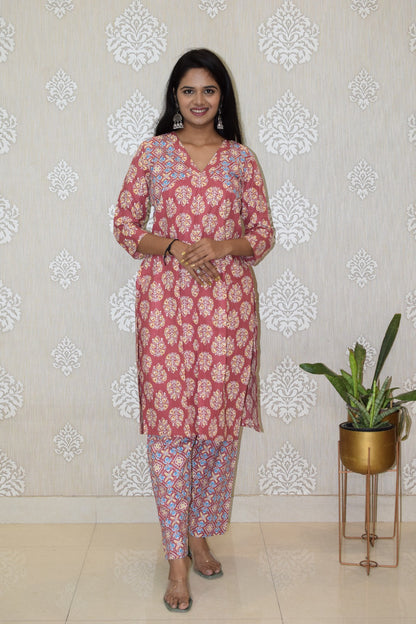 Alia cut peach printed handblock coord set