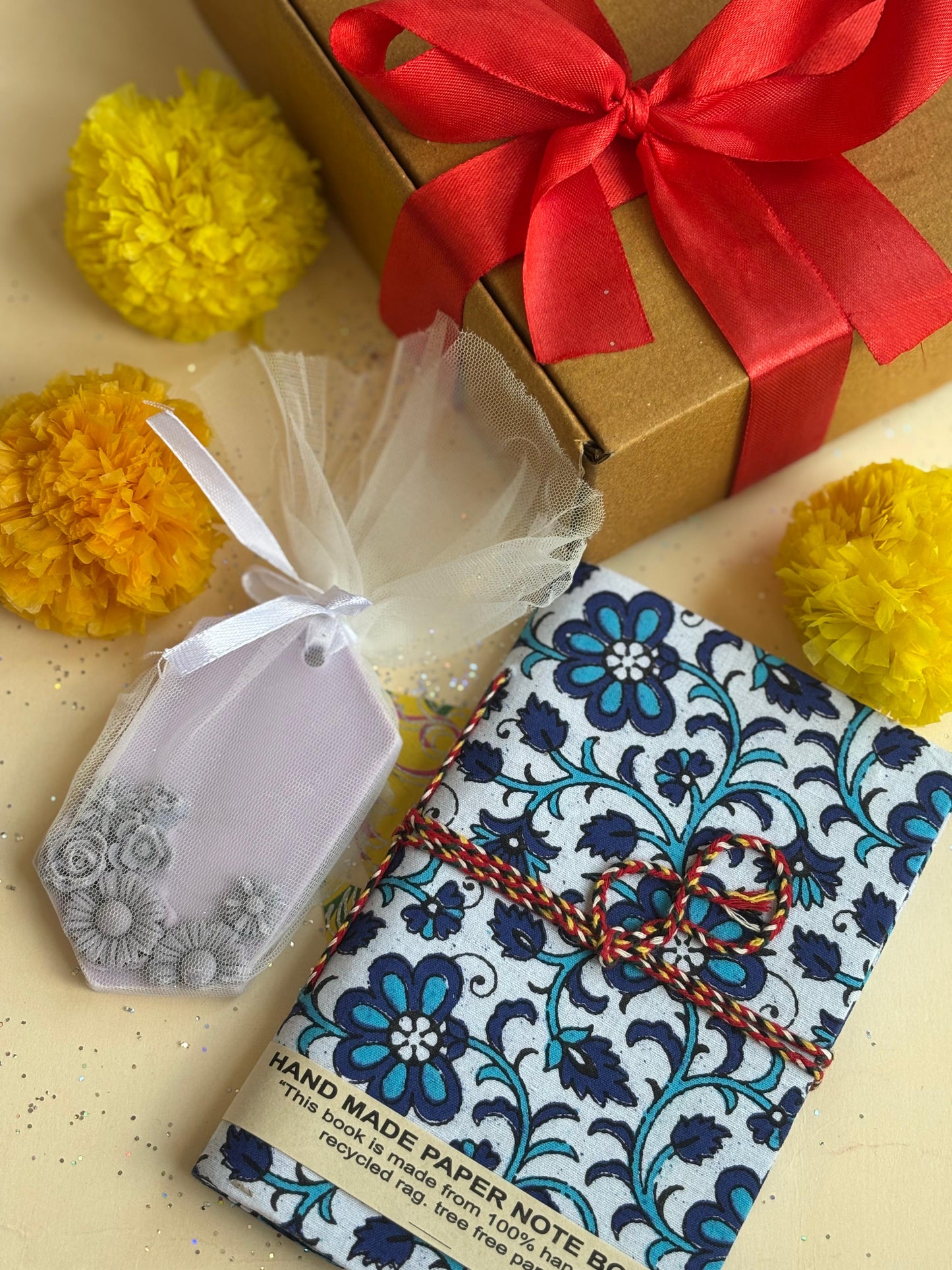 Diwali gift hamper for her