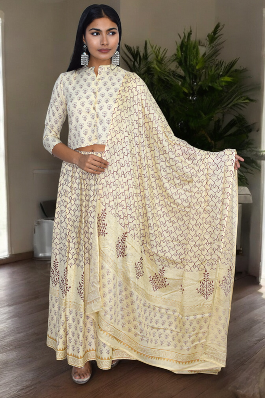 Sunehri Saaj Lehenga Set