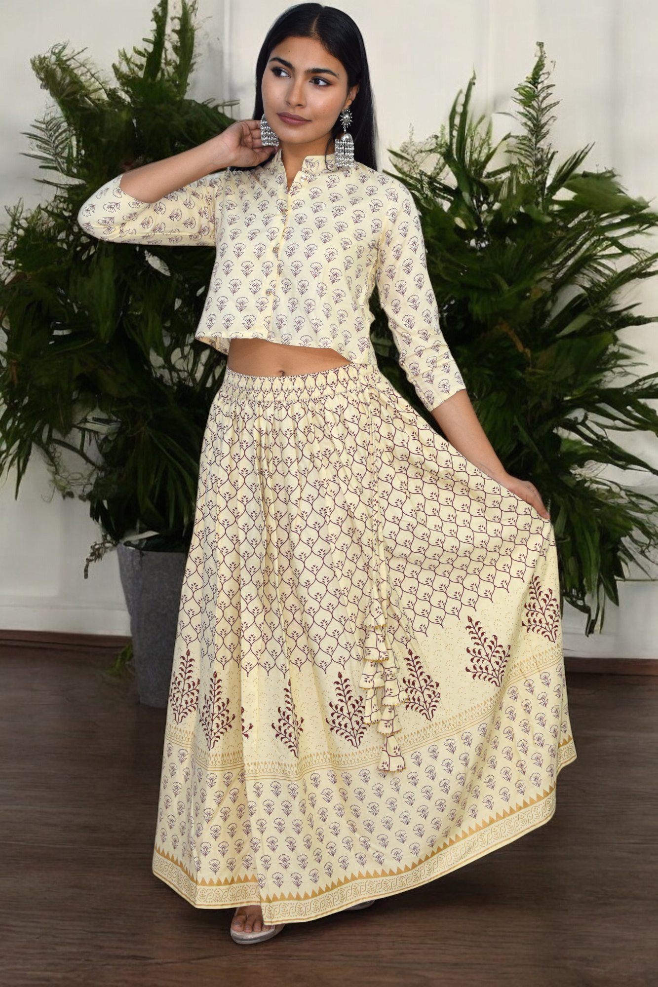 Sunehri Saaj Lehenga Set