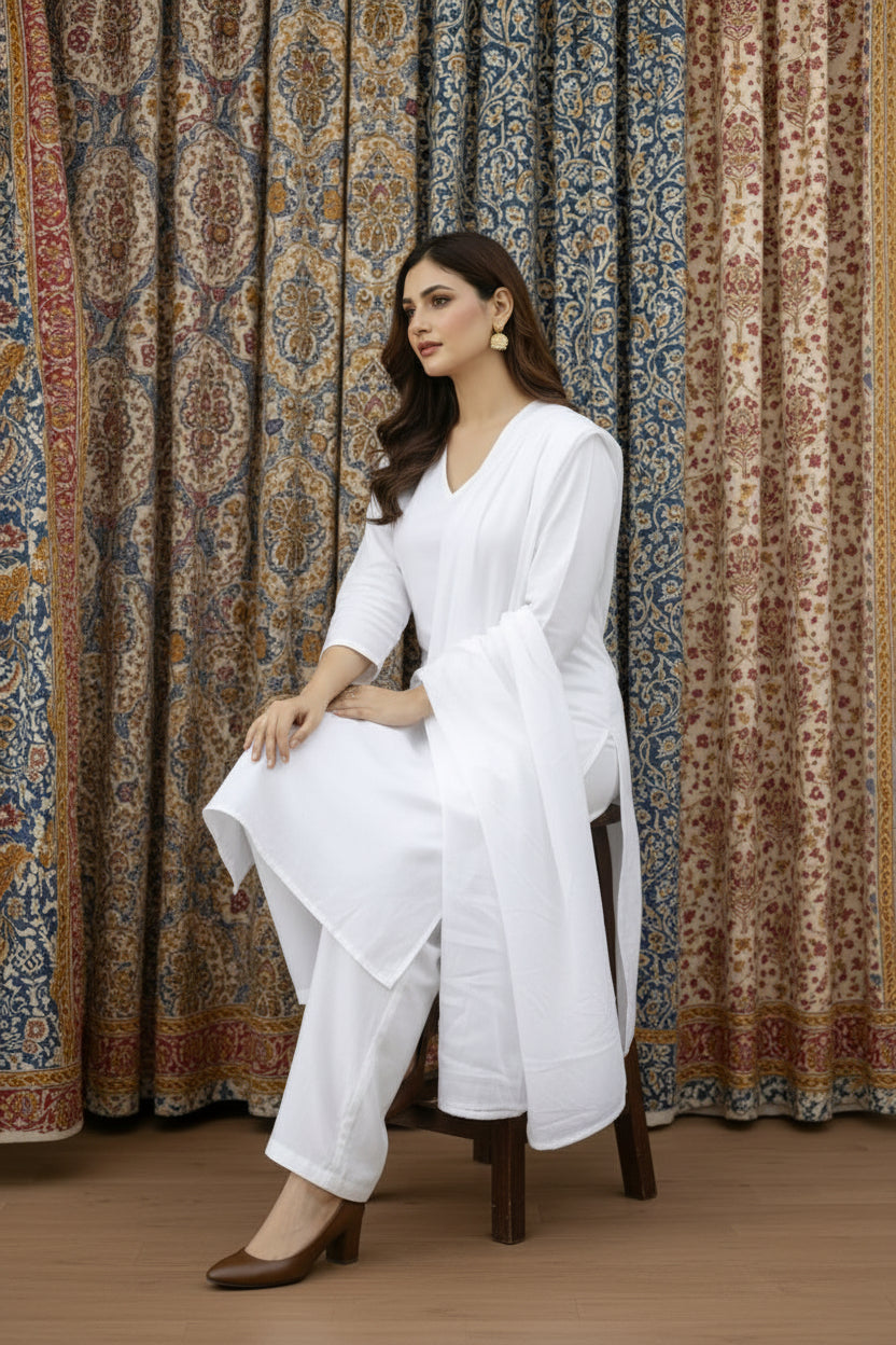 Sukoon Ivory V-white Kurta Set with Dupatta